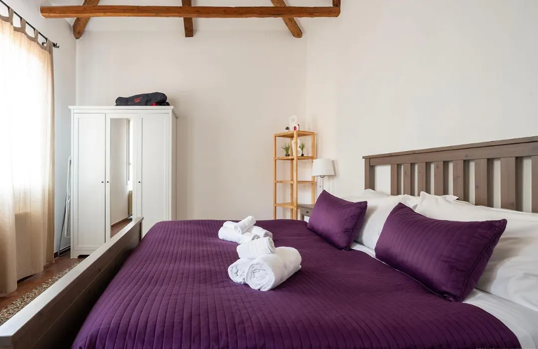 Ca' Giorgia Venice Apartment With Balcony-1